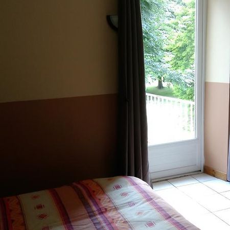Le Pic Boeuf Hotel Manthes Buitenkant foto