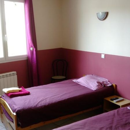 Le Pic Boeuf Hotel Manthes Buitenkant foto
