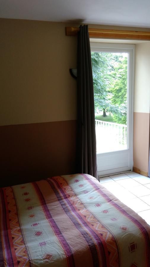 Le Pic Boeuf Hotel Manthes Buitenkant foto