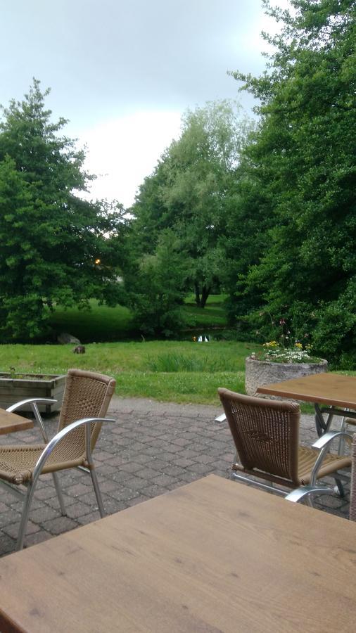 Le Pic Boeuf Hotel Manthes Buitenkant foto