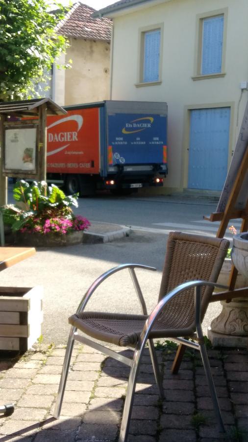Le Pic Boeuf Hotel Manthes Buitenkant foto
